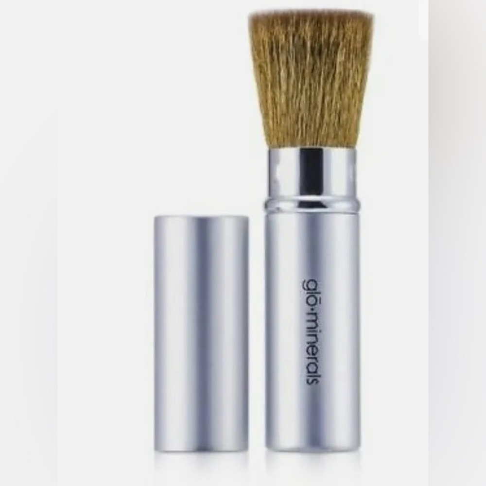 💄 New! Glo Minerals Retractable Travel Size Brush